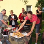 Pan Łaniak szczegółowo odpowiadał na co rusz nowe pytania dot. swoich przetworów